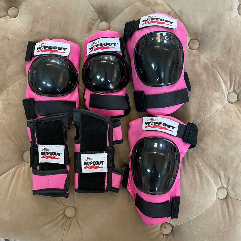 Wipeout Protective Multisport Set - Size 5+